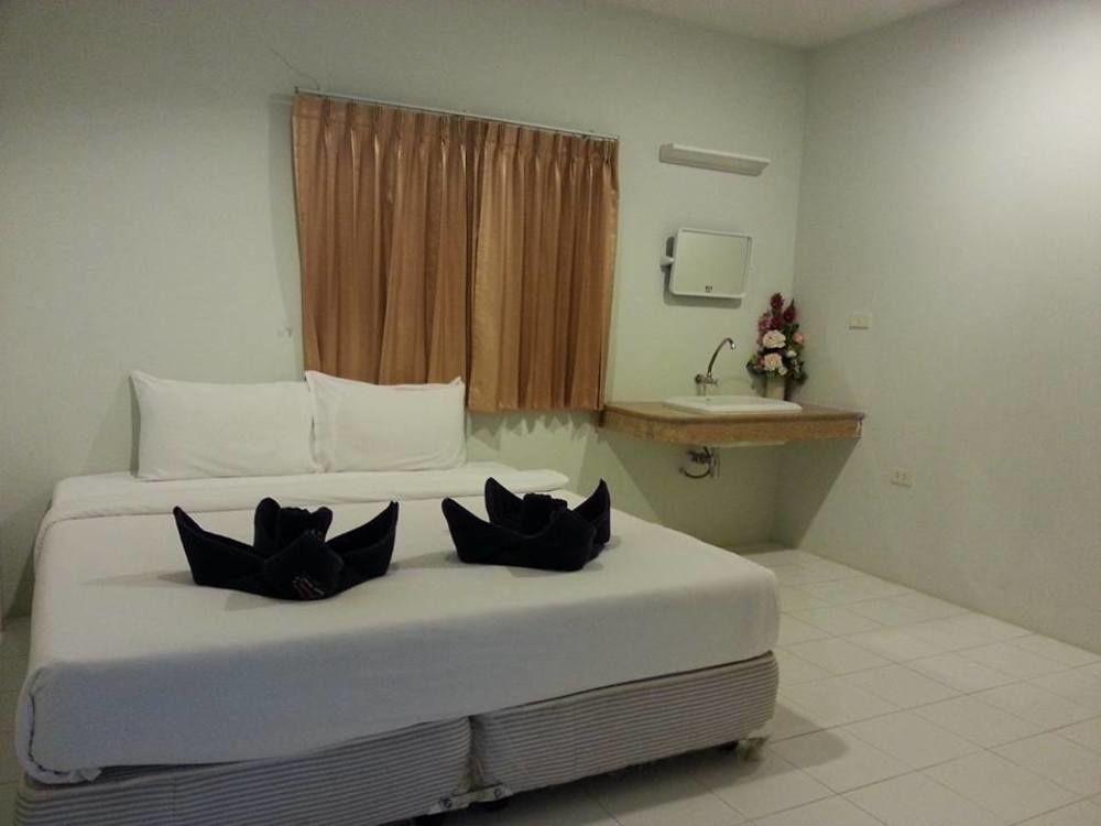 Boom Boom Beach Resort Laem Sing Chanthaburi Buitenkant foto