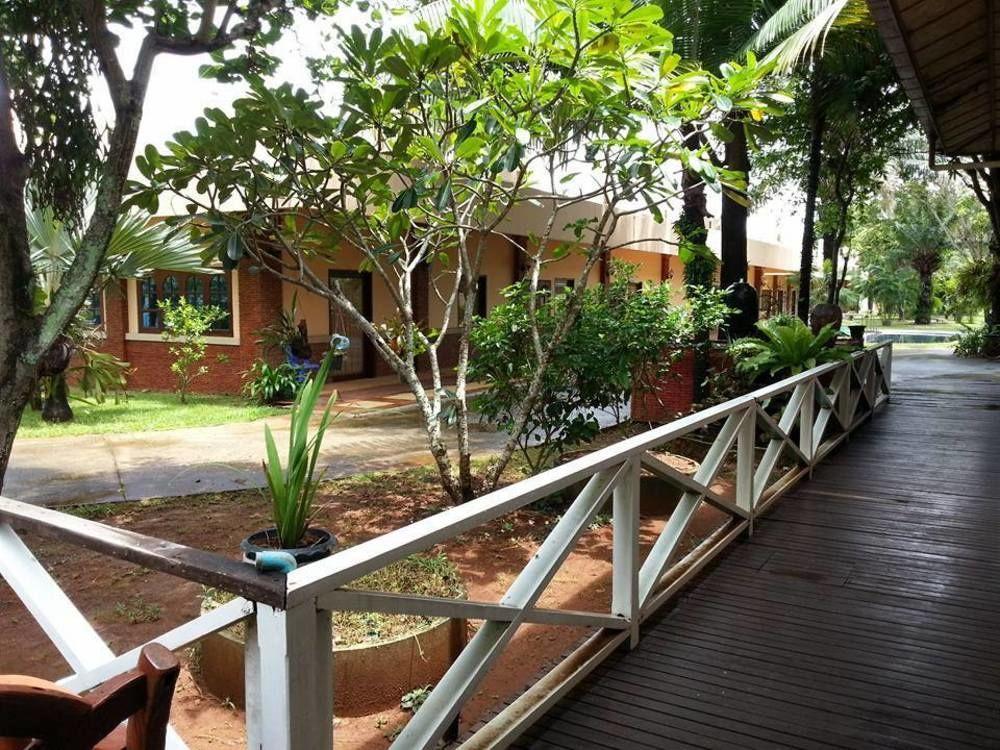 Boom Boom Beach Resort Laem Sing Chanthaburi Buitenkant foto