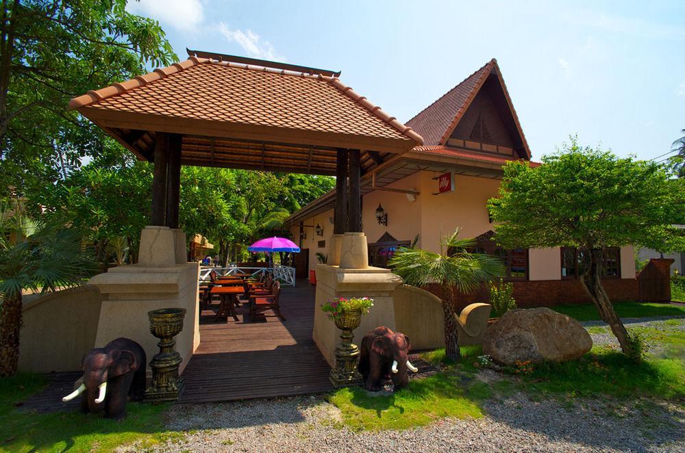 Boom Boom Beach Resort Laem Sing Chanthaburi Buitenkant foto