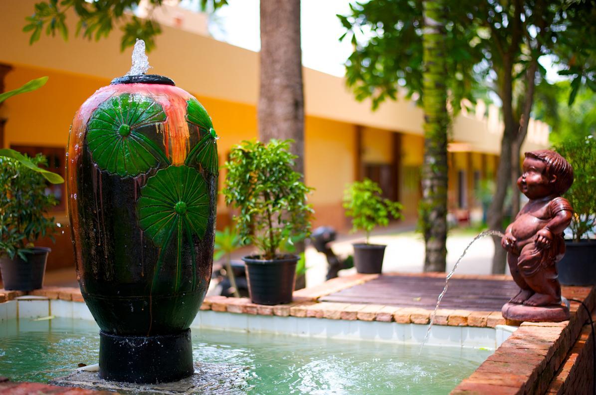 Boom Boom Beach Resort Laem Sing Chanthaburi Buitenkant foto