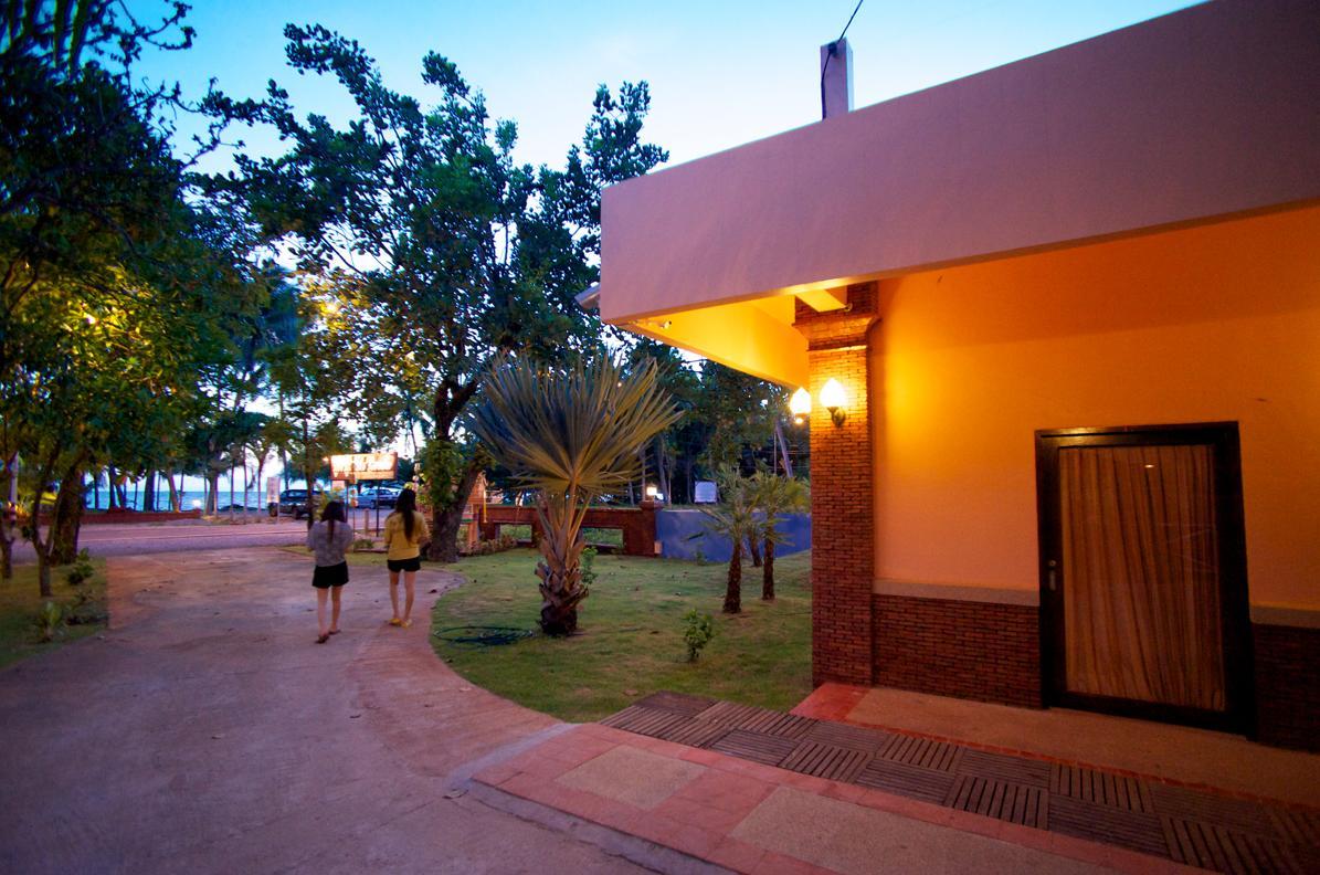 Boom Boom Beach Resort Laem Sing Chanthaburi Buitenkant foto