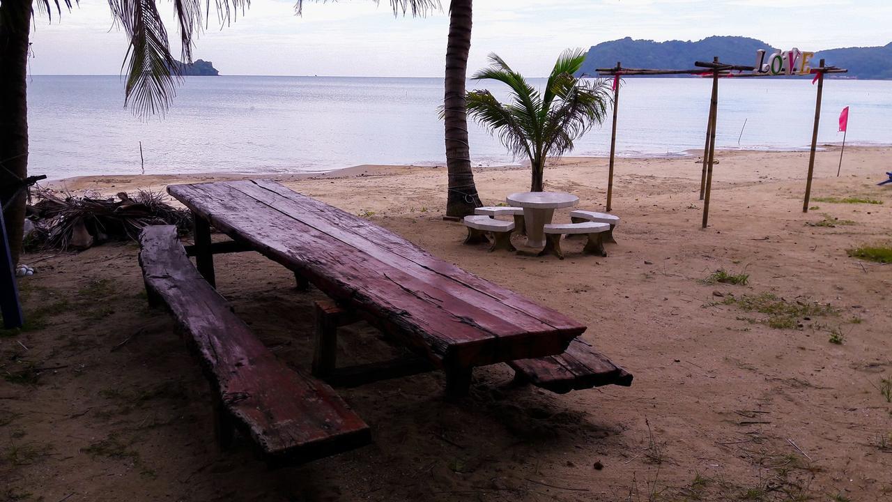 Boom Boom Beach Resort Laem Sing Chanthaburi Buitenkant foto
